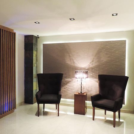 לאון Hotel Senorial Platino מראה חיצוני תמונה