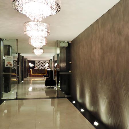 לאון Hotel Senorial Platino מראה חיצוני תמונה