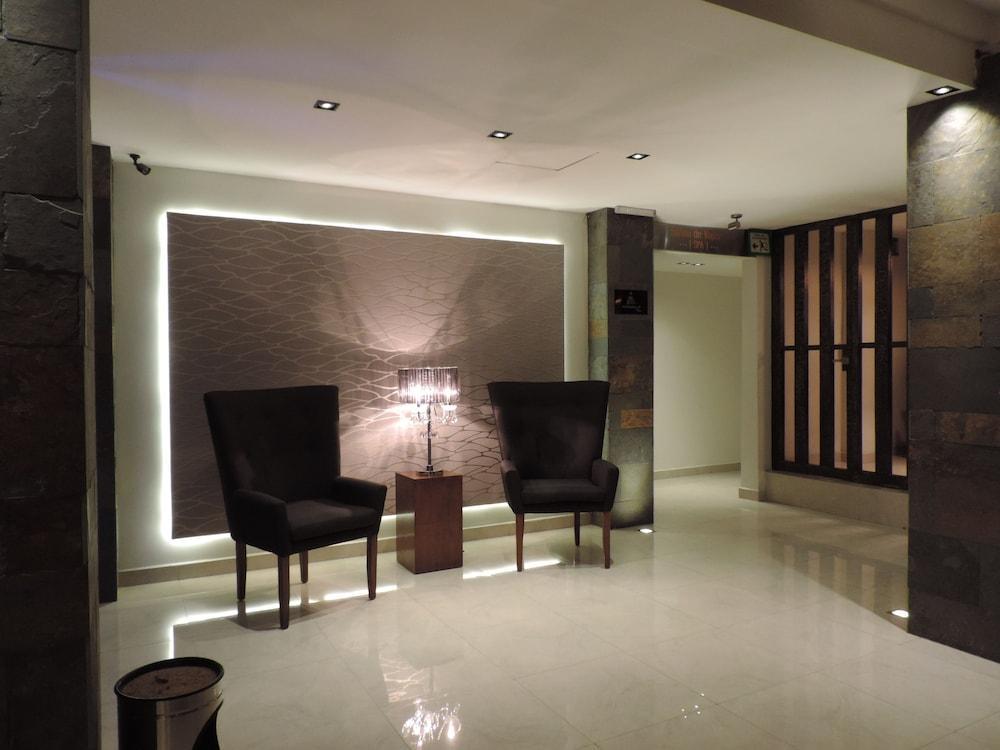 לאון Hotel Senorial Platino מראה חיצוני תמונה
