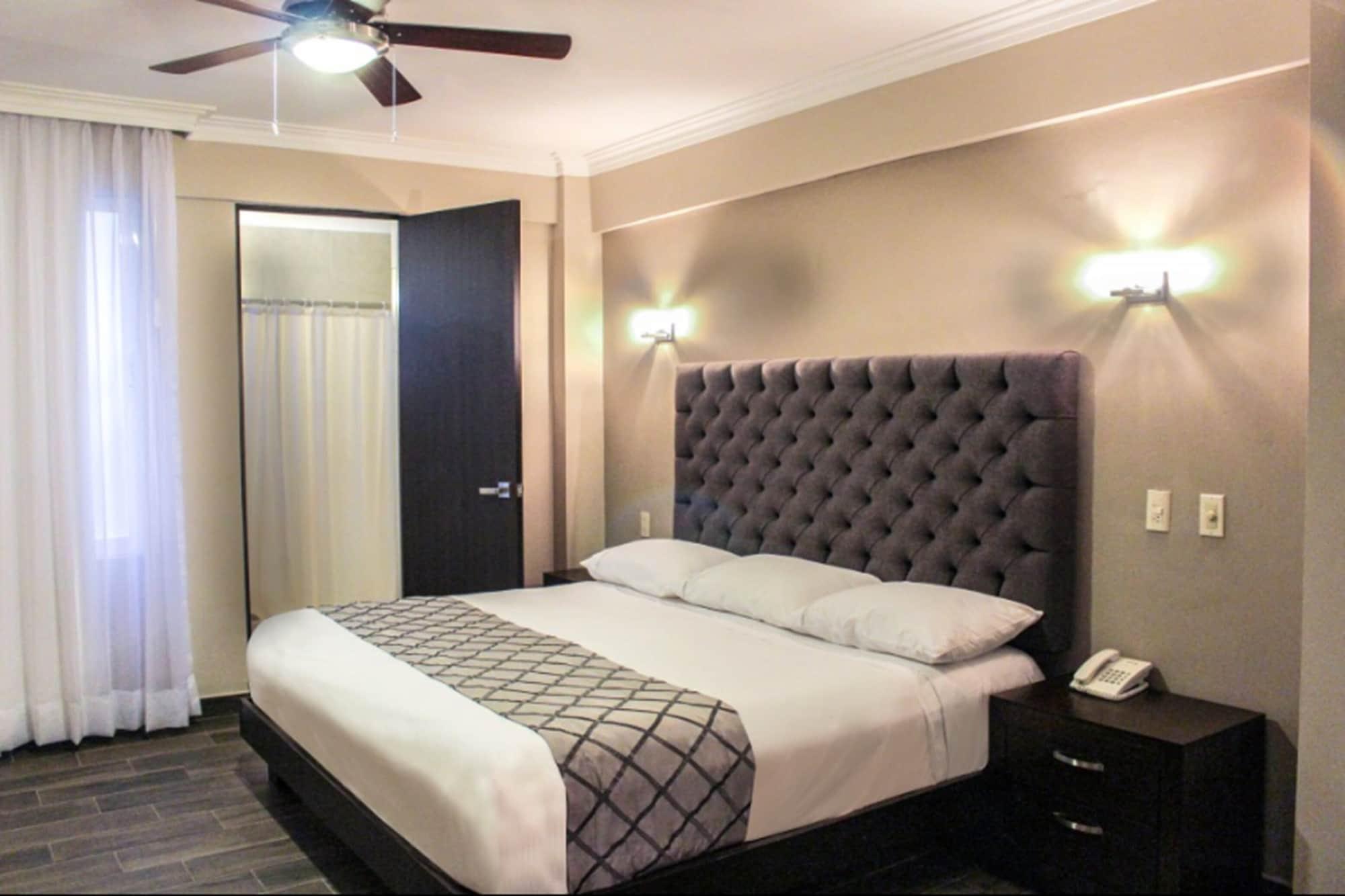 לאון Hotel Senorial Platino מראה חיצוני תמונה