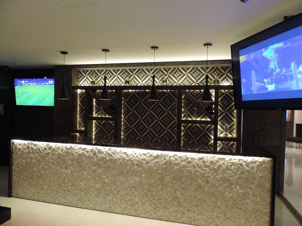 לאון Hotel Senorial Platino מראה חיצוני תמונה