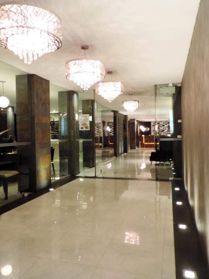 לאון Hotel Senorial Platino מראה חיצוני תמונה