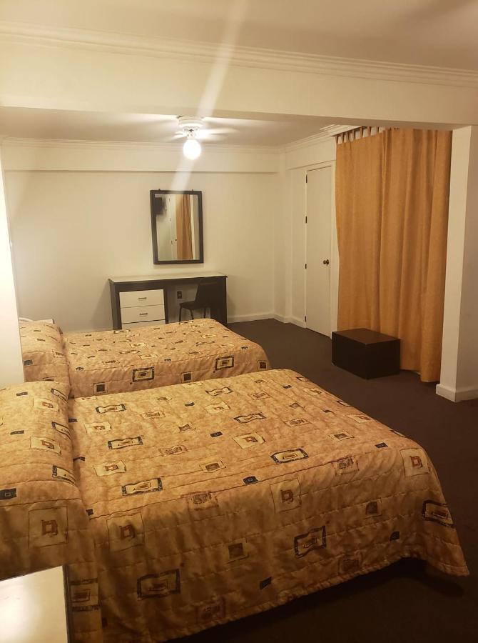 לאון Hotel Senorial Platino מראה חיצוני תמונה