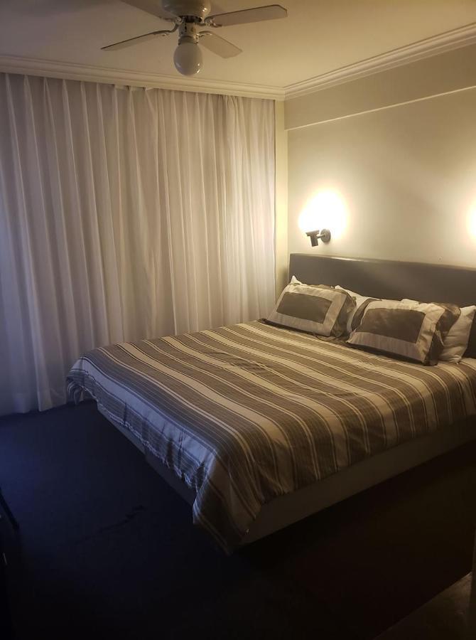 לאון Hotel Senorial Platino מראה חיצוני תמונה